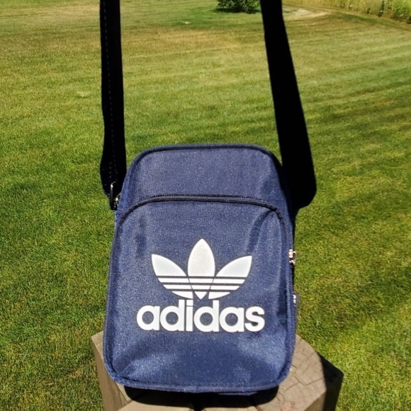 adidas Bags Adidas Trefoil Messenger Crossbody Purse Bag Poshmark
